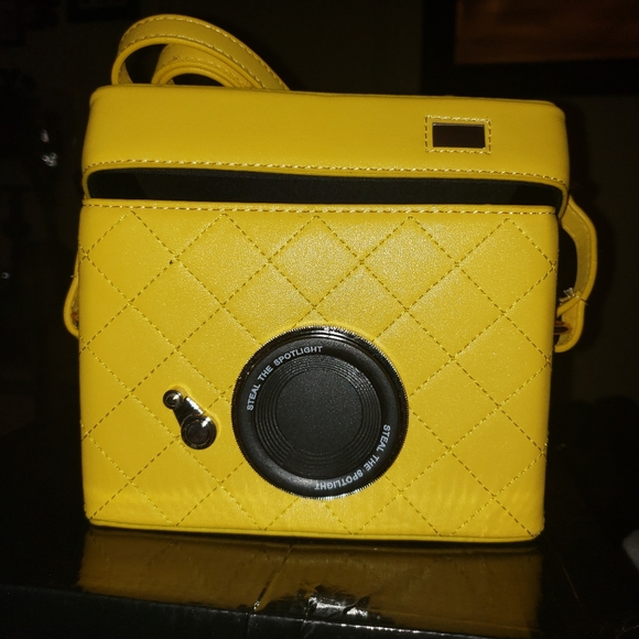 Camera Style Bag - Picture 4 of 5